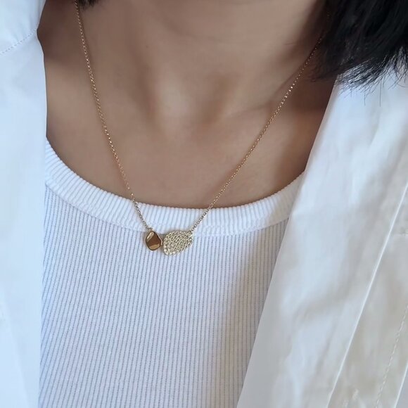 APM Monaco Galet Gold Necklace - Picture 4 of 4